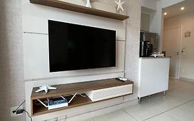 Rubi - 150m Praia das Toninhas Com Ar Condicionado